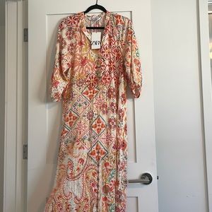 Zara dress, size Small